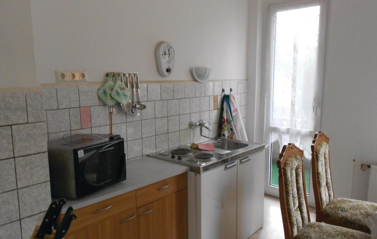 Lovely Apartment In Waren-Mueritz With Kitchen Варен Экстерьер фото