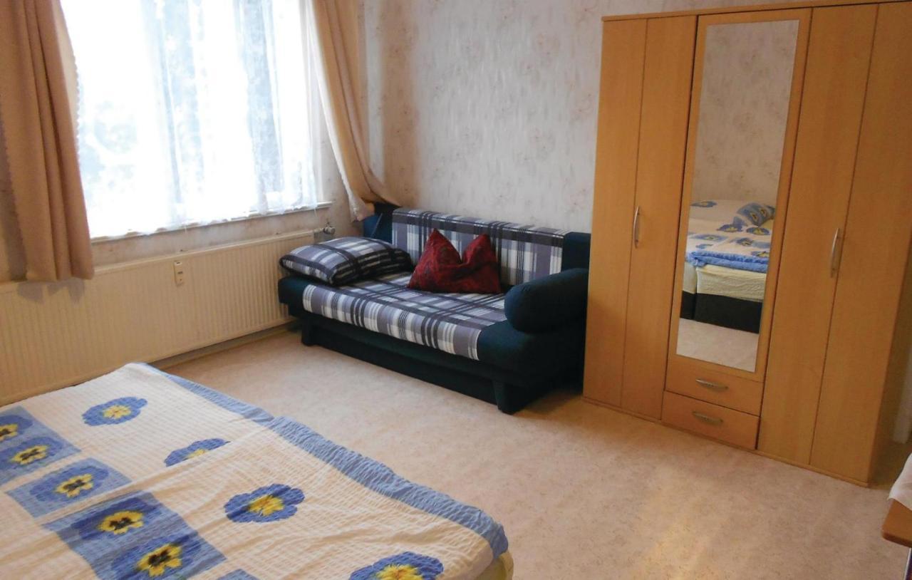 Lovely Apartment In Waren-Mueritz With Kitchen Варен Экстерьер фото
